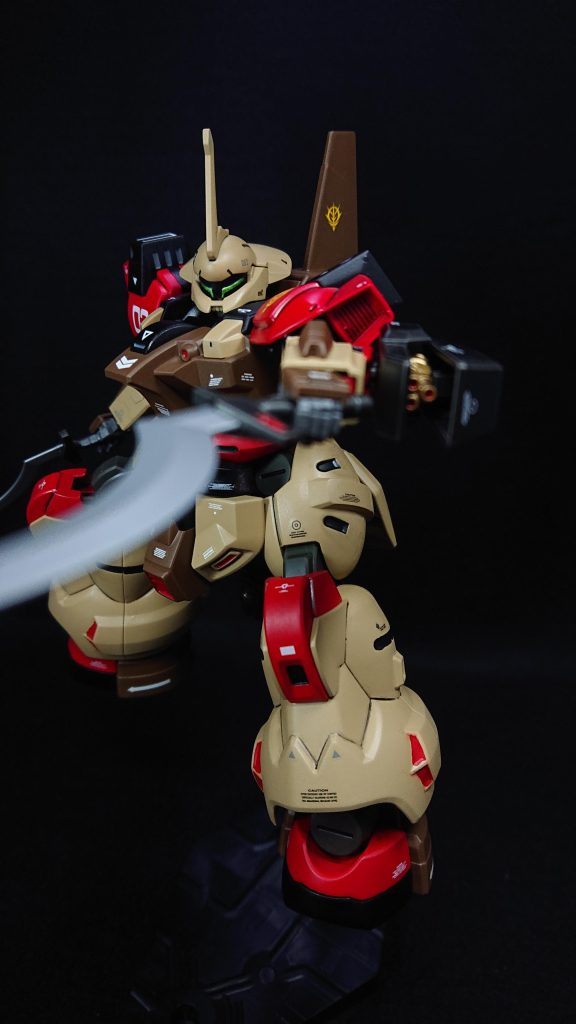 部分塗装にタミヤのエナメル塗料・クロームシルバー・フラットブラック・フラットレッド・ダークグレイセンサー部分にはMr.メタリックカラーGX・メタルイエローグリーン