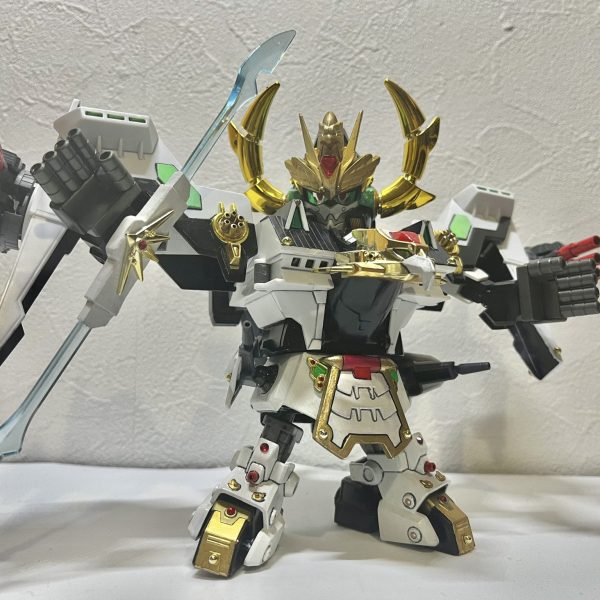 機王自衛舵亜（キングジェイダー）