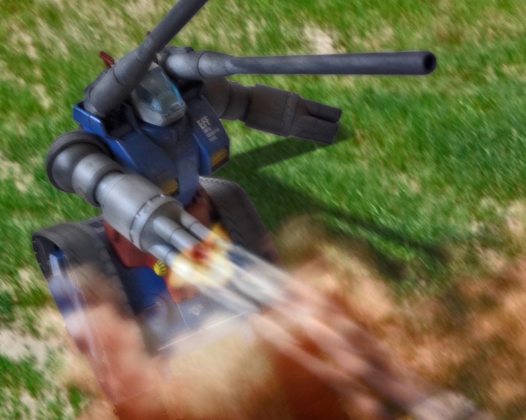 「着弾確認!後方に下がり味方MSの援護に入ります!」冷静な判断で前に出すぎず更に砲撃ポイントを移動し味方の援護に回る。「それで良い、ハヤト。みんなの縁の下の力持ちになってやれ」ハヤトはどこからかリュウのそんな声が聞こえた気がした。