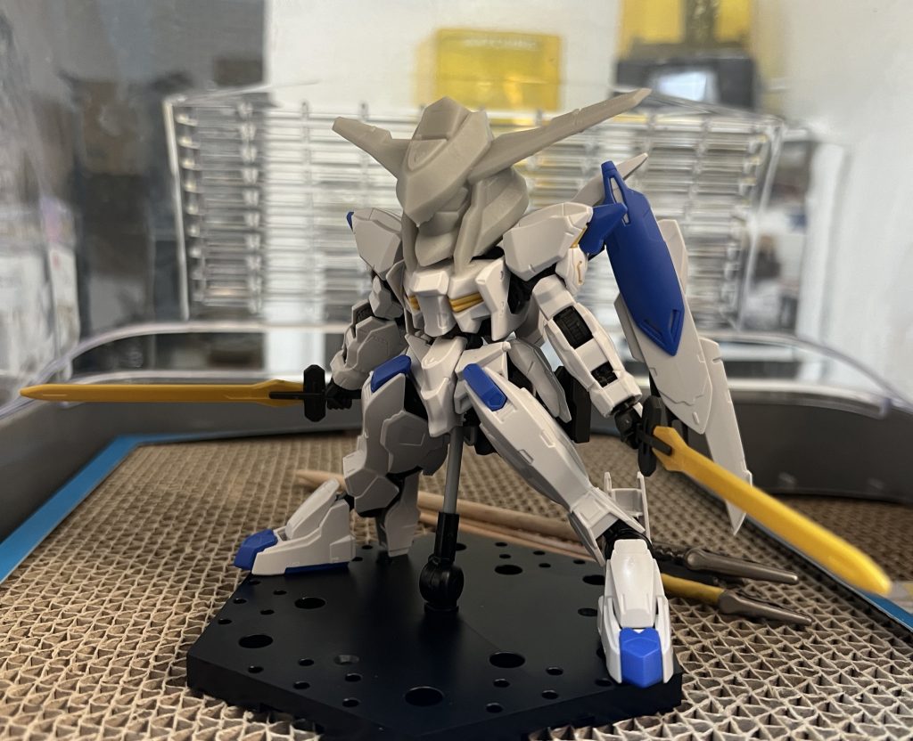 頭部出力終わりました実は一回目の出力はサイズが大きすぎて2回出力しました前腕にはこの後エポパテを盛って整形しています