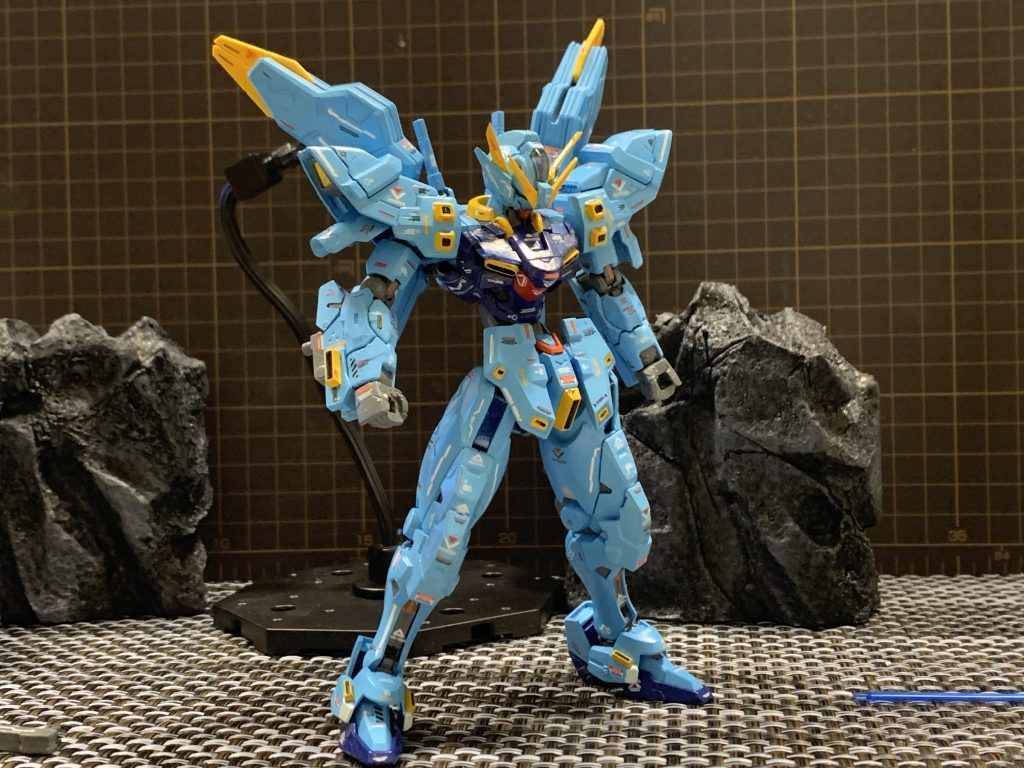 エアリバイン最大の特徴はブラックホールパーメットシステム。エアリアルのパーメットスコアを技術盗用し、作られた機体だがこのブラックホールパーメットは根本的には運用方法が違い、データストームの情報量を無限に増殖することで無限の情報量を輪廻させることで起こりうるデータのブラックホールを作り力を発揮することができる。ガンドアームは使用されていないので厳密にはガンダムではない。