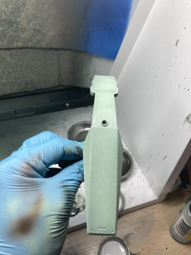 ガイアノーツのボトムズカラーシリーズのライトグリーンにEXクリアを混ぜたもので仕上げ。