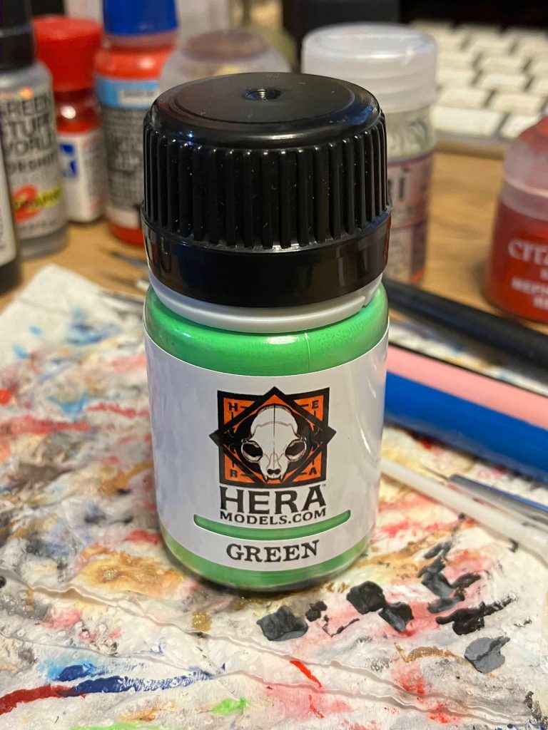 碧龍駆の発光部分はHERAの粉末塗料ピグメントを使用