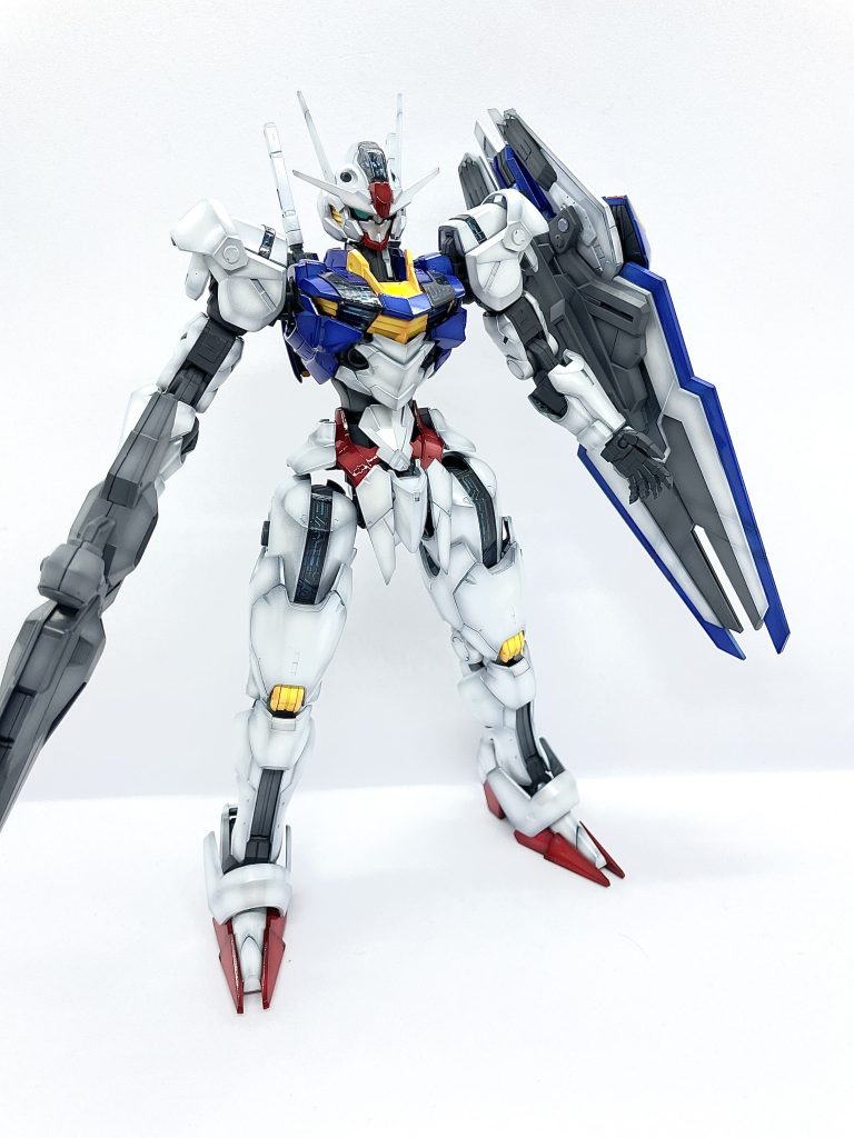 いつもの通りグラデ&パール塗装仕上げにしてます。白パーツにグラデ全部かけるの大変でした。。ちょっとグラデ強すぎたかも。。