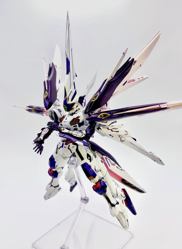 デウスの瞳のような模様はトライツールのつや消し黒フィニッシュの上に100均のネイルシールを貼っています。お手軽です✨