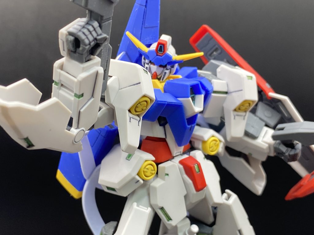 腕部には開閉機構あるので排熱みたいな感じで表現もできる！