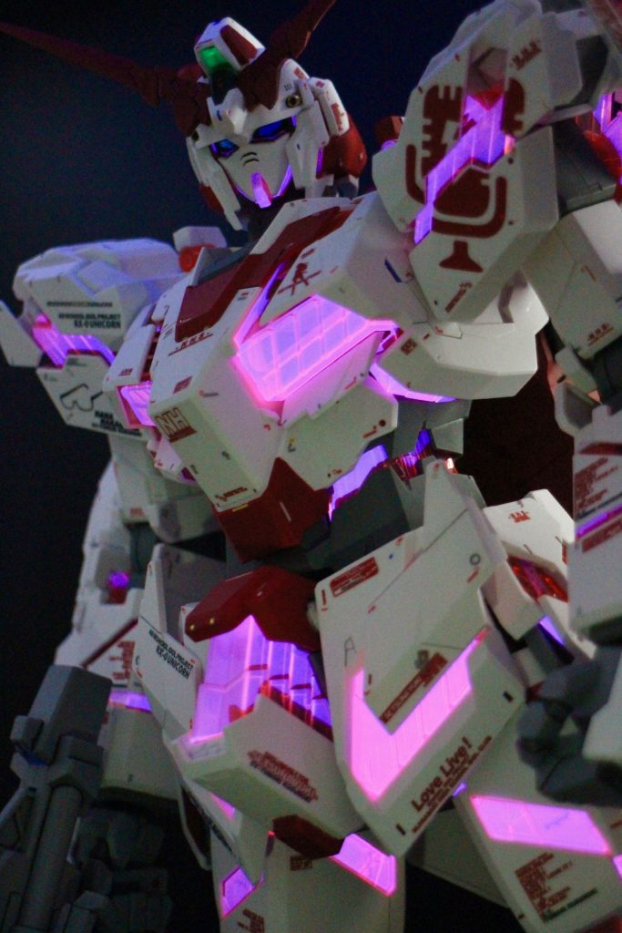 サイコフレーム発光!!