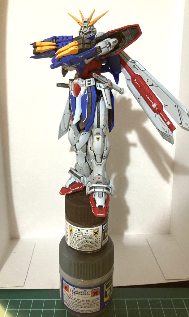 ゴッドガンダムといえばやっぱり腕組み。