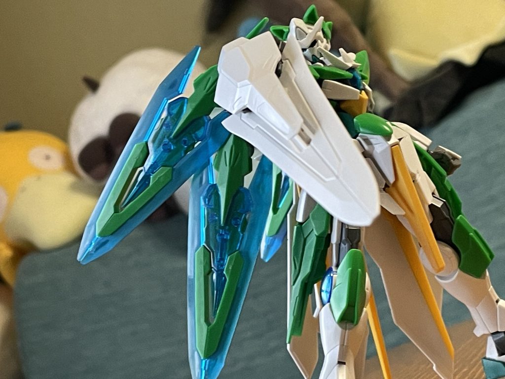 ガンダムティターニア–3枚目/制作者：Salieri