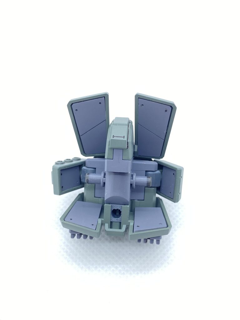 アーマー裏のモールドは適当にどうせ見えないし