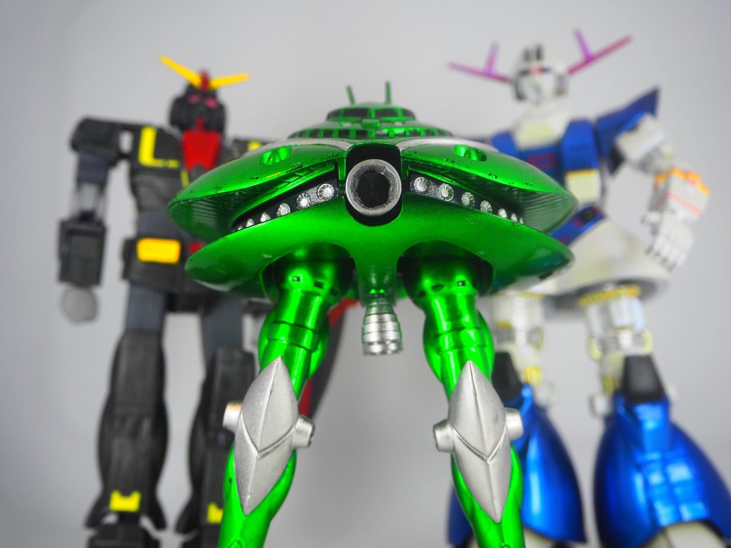 お次はビグザム!