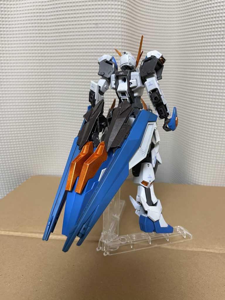 ドッキングするGP0ブロッサムの様な形になります