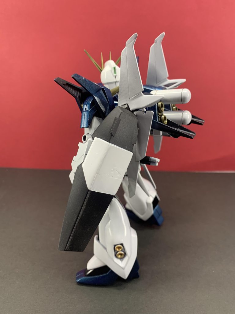 シールド部分にいつもの雑さがw