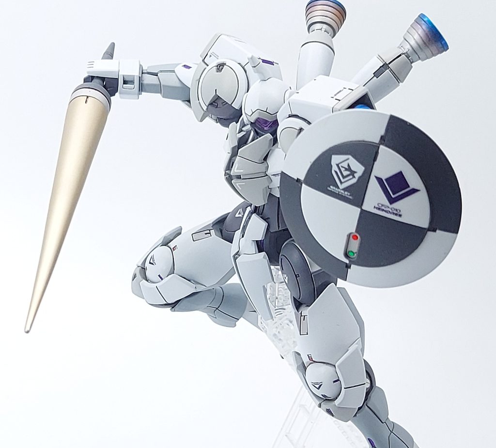 アクション本体の出来がかなり良いキットなのでランスが映えます!👍