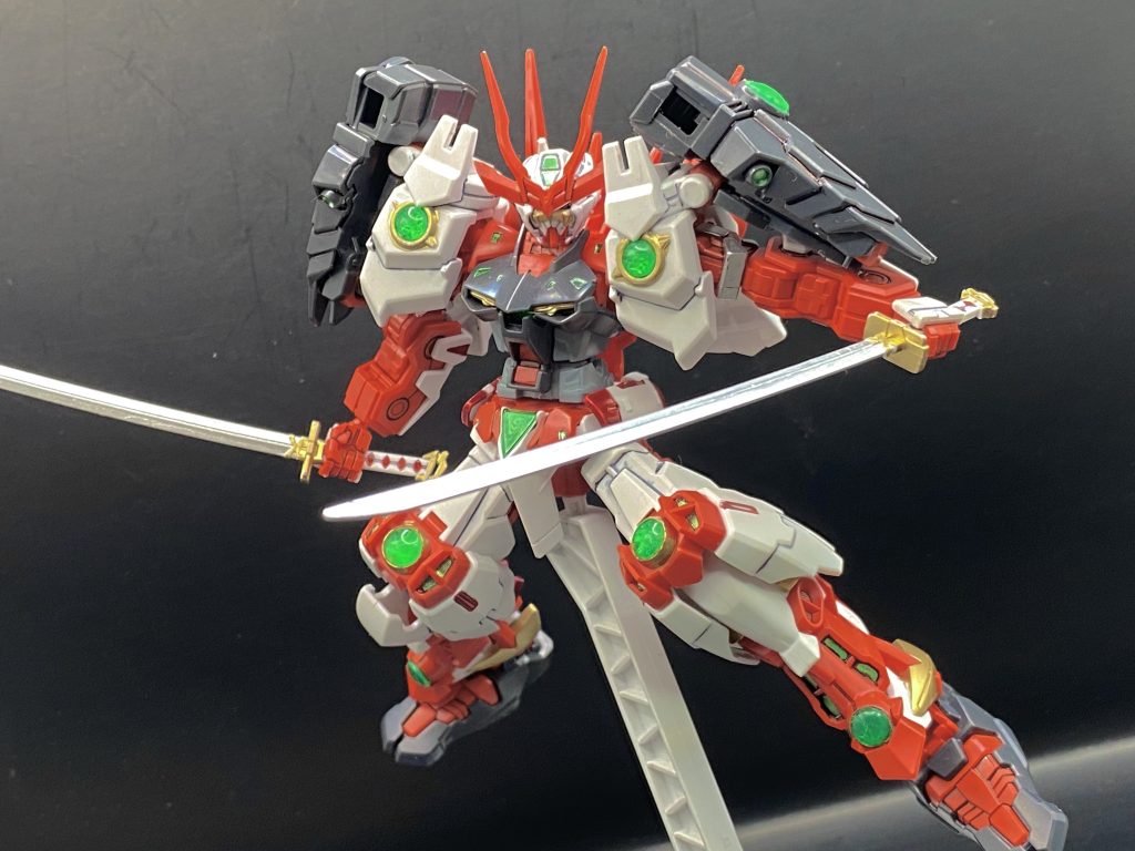 菊一文字と虎徹はレッドフレームの刀の和訳ですね二刀流は映えます！