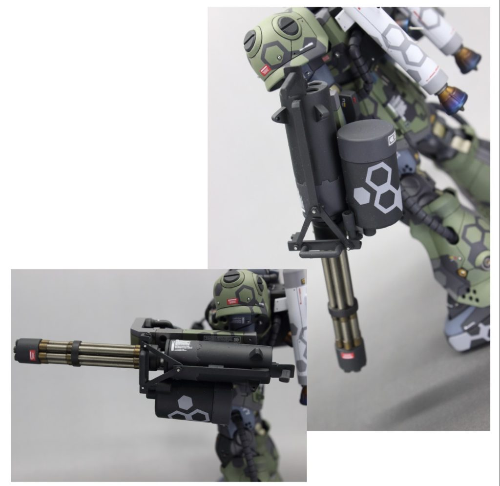 武装その2、ガトリングです。設定資料ではグフカスのシールドガトリングを流用しているのですが、ここは違いの見せ所だ!と大きく変更し、ジャンクパーツの組み合わせでM134ミニガンのイメージで作成してみました。(砲身はグフカスじゃねーか!ってところは目をつぶっていただけると助かります。)サバゲーやっててミニガンに出くわした時の恐怖感ってすごいんで、自分の中では強いガトリング=ミニガンになってるんです。砲身はスターブライトジュラルミンとスターブライトゴールドで塗装しましたがあまりにもギラギラだったため、スモークグレーを吹いておとなしくさせました。