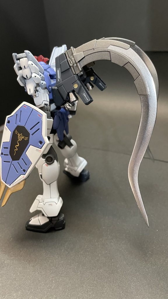 中古ショップでたまたまサンドロックカスタムを見つけ、思いつきのまま最新のキットを流用して作りました