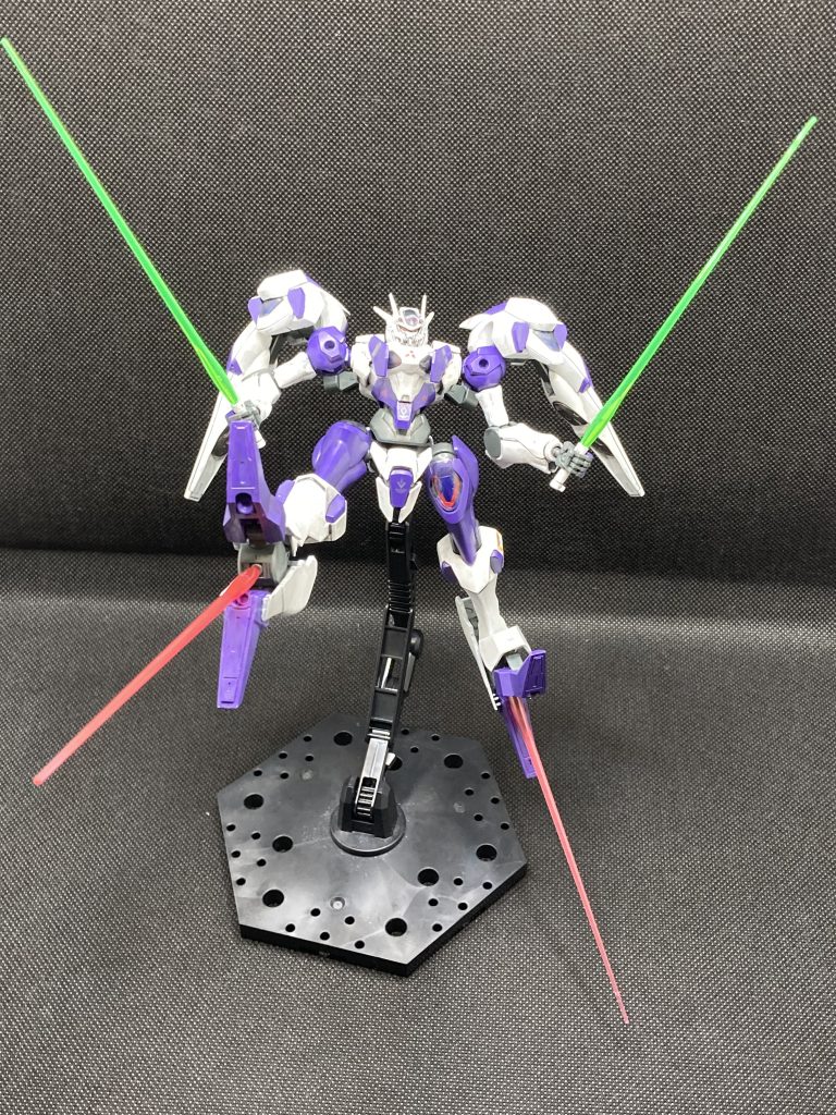 他のビームサーベルを使用して4刀流をやってみました。