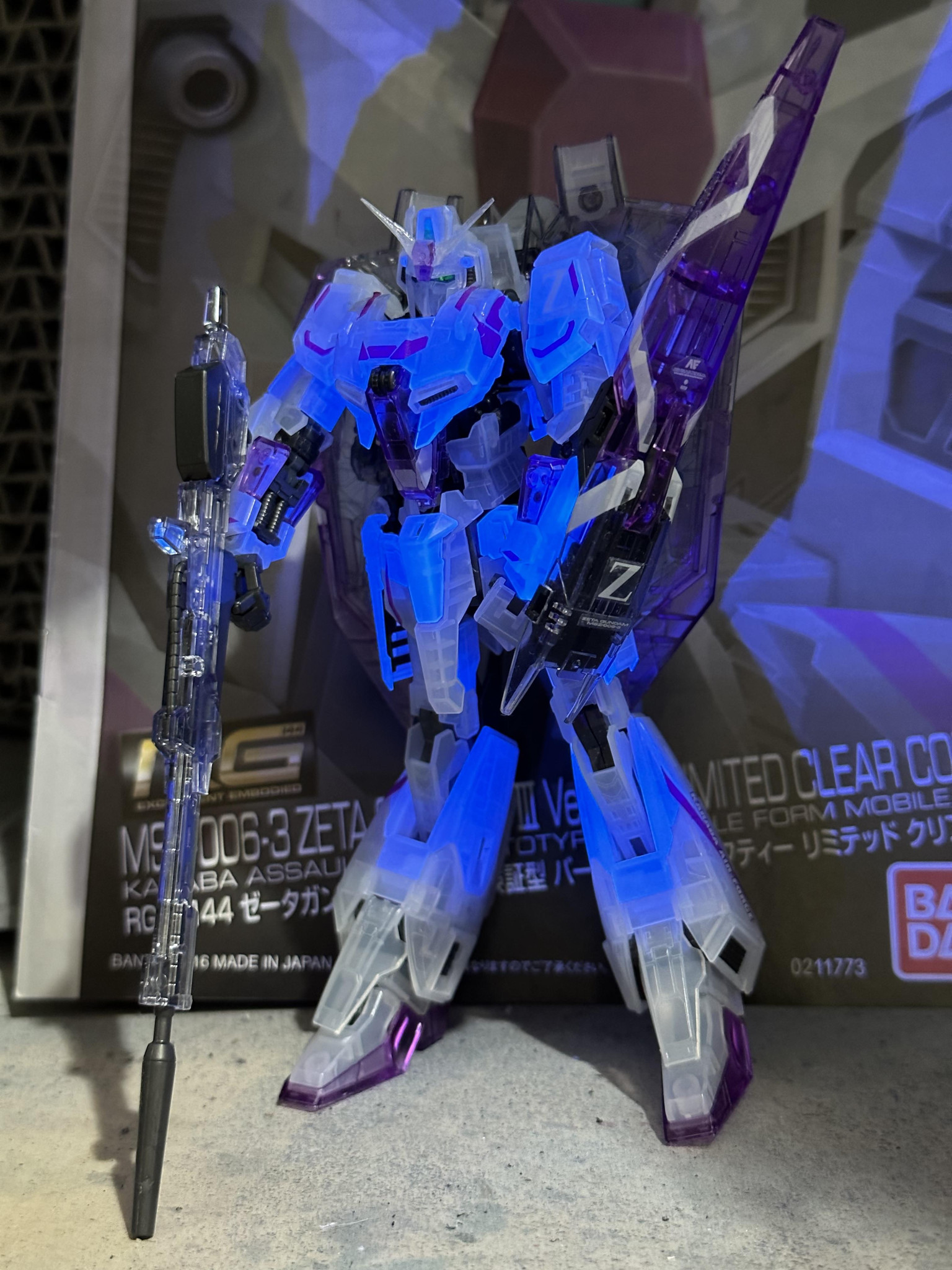 RG Zガンダム3号機 クリアバージョン｜takeraさんのガンプラ作品 