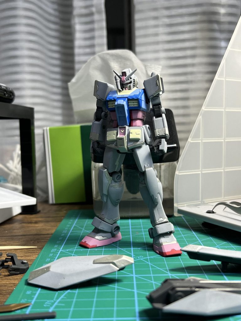 スミ入れ、デカール、トップコート前。