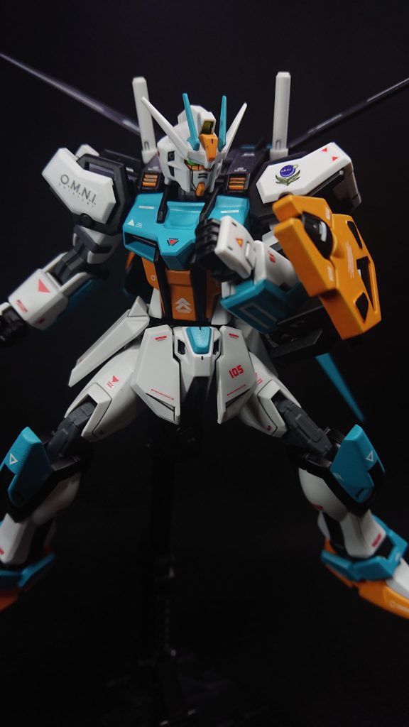 今回のお気に入りポイントは“シンプルな武装”です機動力を生かすため武装を削り、刀1本、ショートシールド1つのみにしました自分は武装を盛りすぎてしまう癖があるので、シンプルな武装の機体はあまり作れていませんでしたなので今回は、そういった自分への新しい挑戦として“シンプルな武装”に拘って作りましたでは、最後までご覧いただきありがとうございました