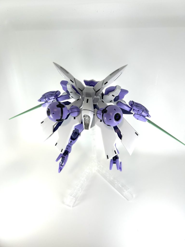 背中うるさくて好き