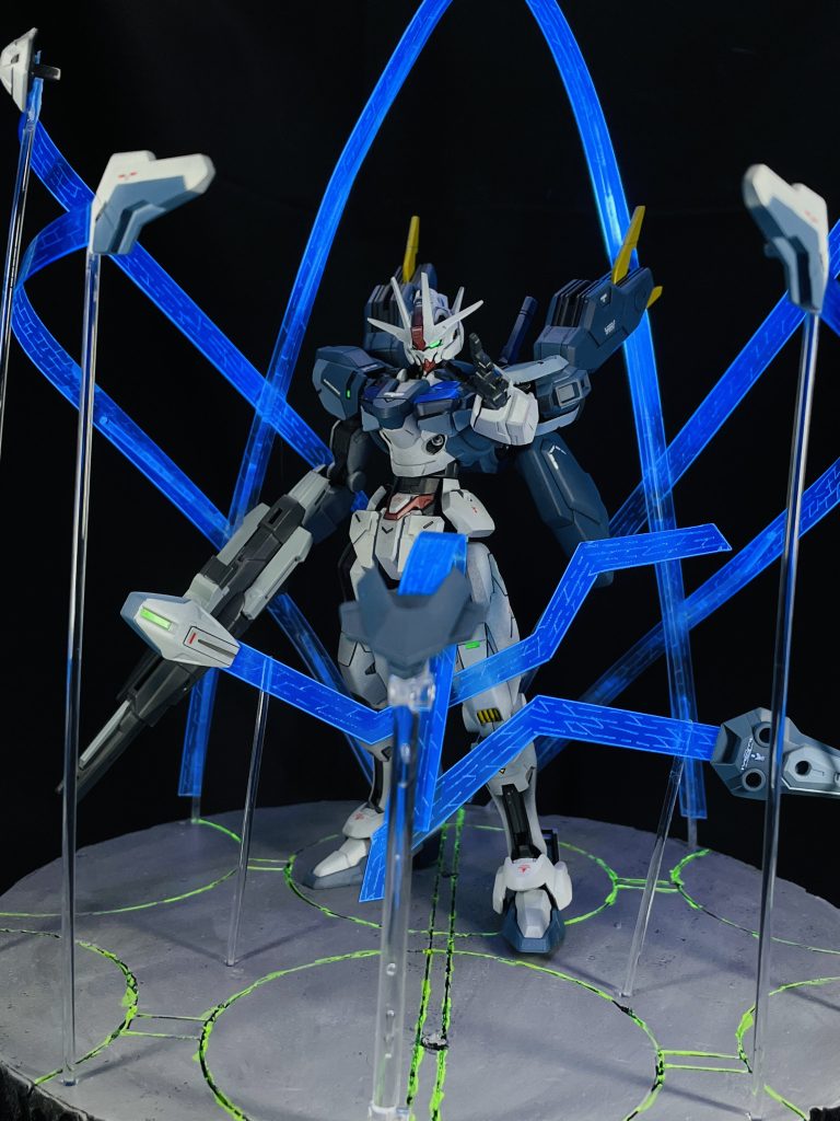 ガンダムエアリアル改修型　飛び交うガンビット！–2枚目/制作者：clover@aniki1109