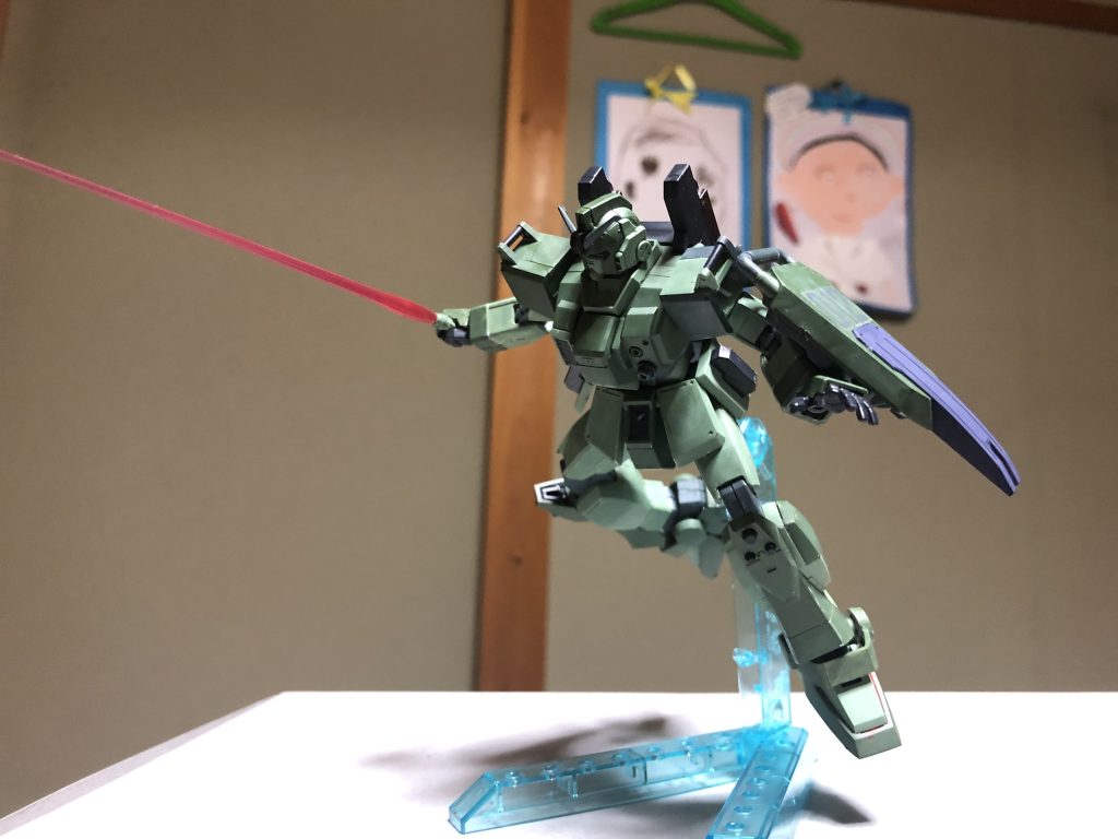 陸戦型ガンダム–4枚目/制作者：ヤマト糊@fcmpCXyhsk1RJ7p