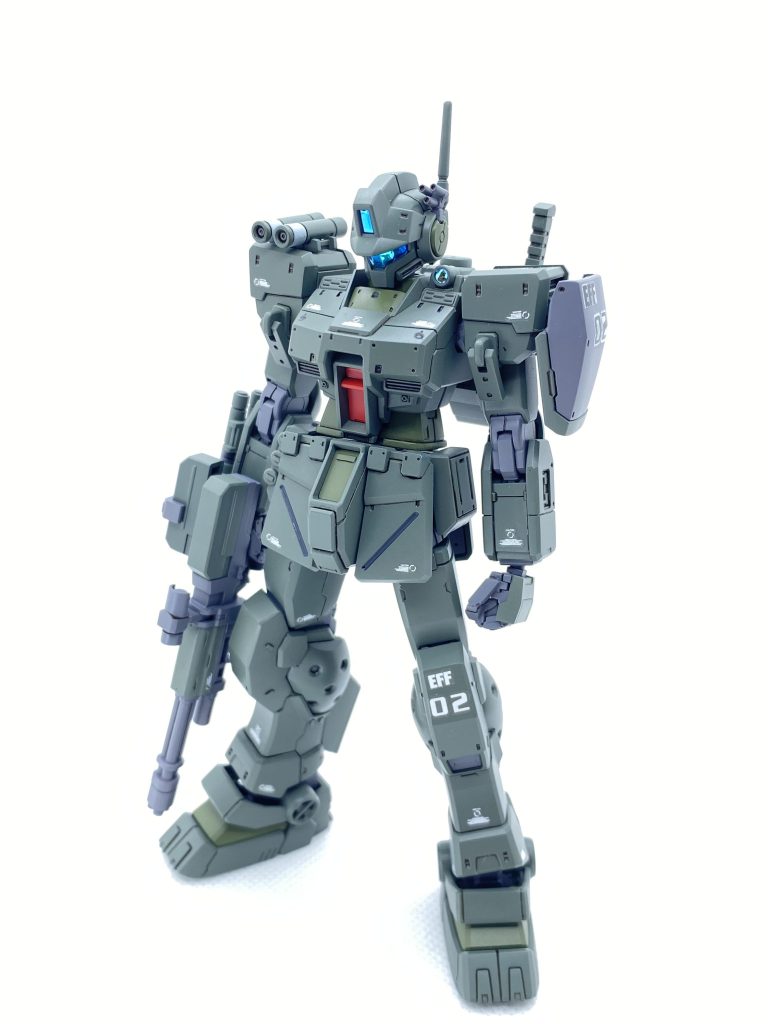 改造ポイントはこちら各モールドは掘り直し太ももで2ミリ延長上腕・下腕各2ミリ延長腹のボールジョイント軸に1ミリプラ板挟んで延長腰アーマー裏はプラ板で塞いでます墨入れは初めてシタデルカラー使ったのですがプラが割れる心配が無いのは良いですね  