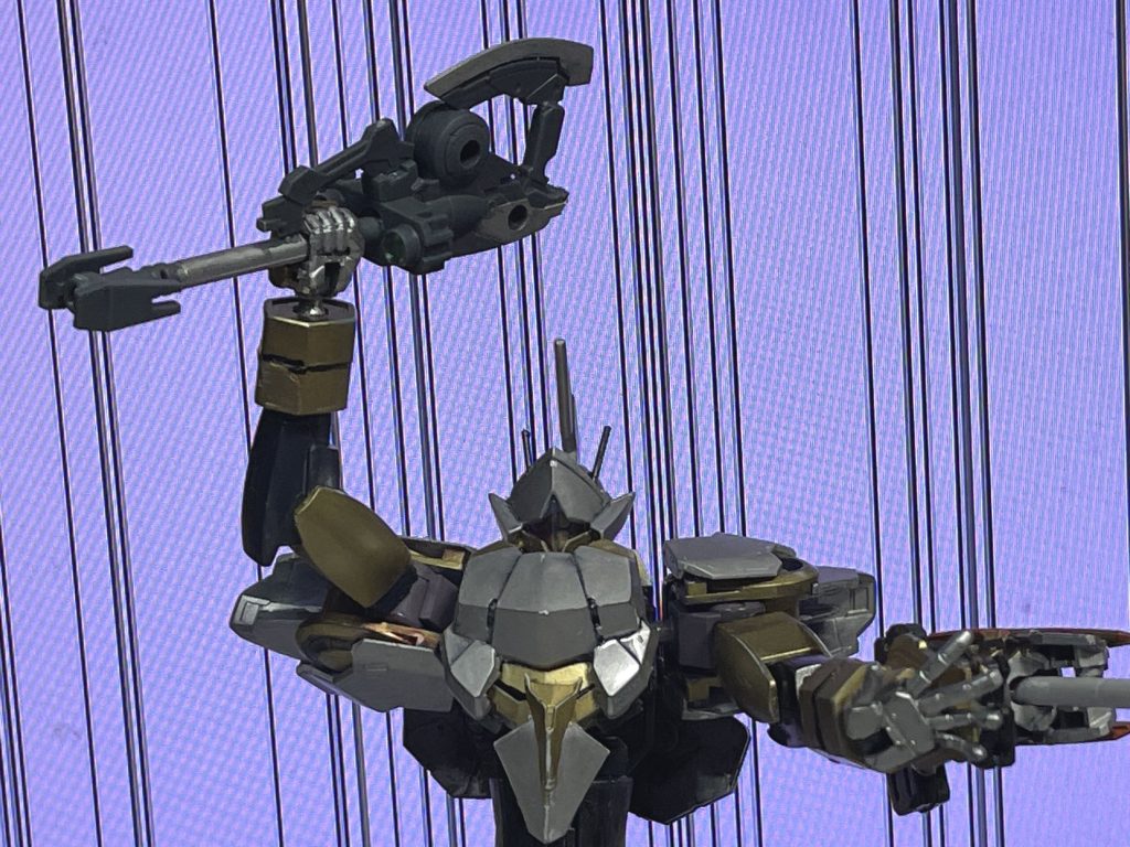 アクスとしての使用時。刃の部分を赤熱させることで更に威力を上げることもできる。