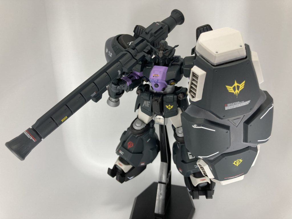 バズーカの合わせ目はディスプレイした時に見える部分だけ合わせ目消し処理をしました。最後までご覧いただきありがとうございました!