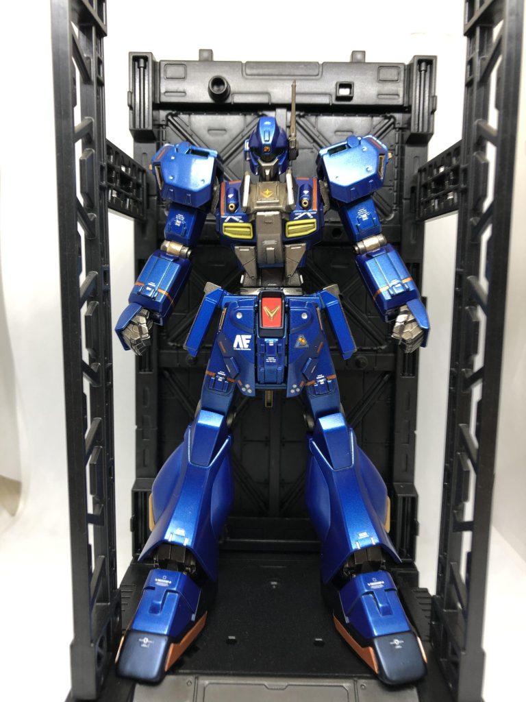 武装を全て外し、山田科学のディスプレイベースで一枚。