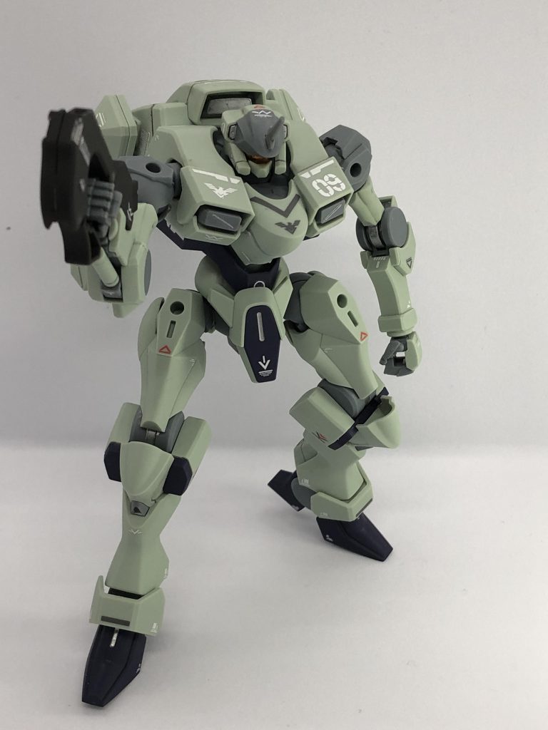 正面から。色味はフラッシュ無しの方が好きなのですが、なんかこう見ると画面が暗いですね。