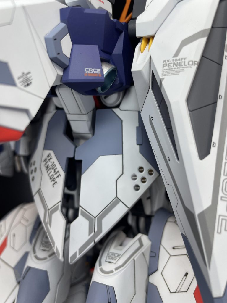 マイナスモールドの金属シール貼ってみました。