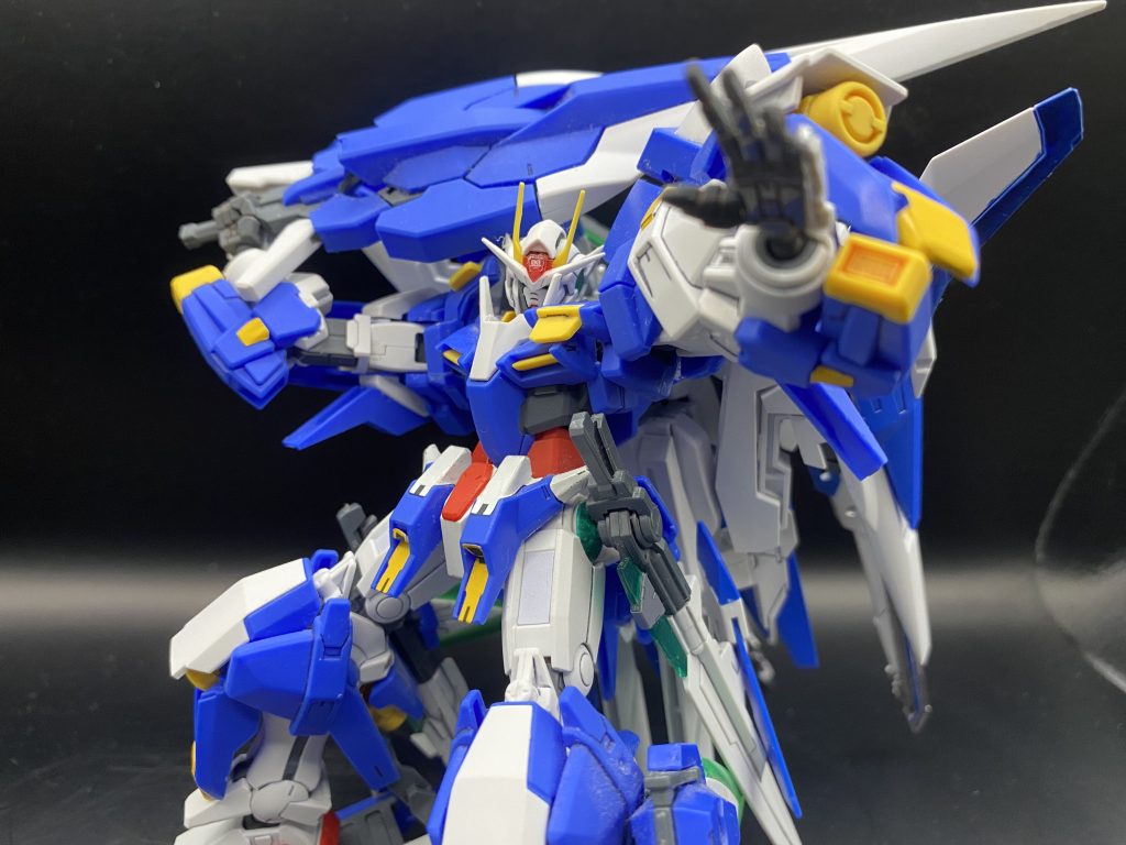 GNバスターソードⅡを構えて流石のド迫力