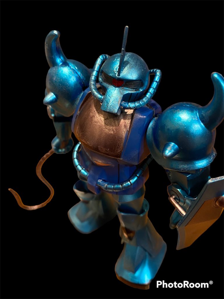 全体にメタブルーで仕上げたことによりキラキラでいい感じになりました。