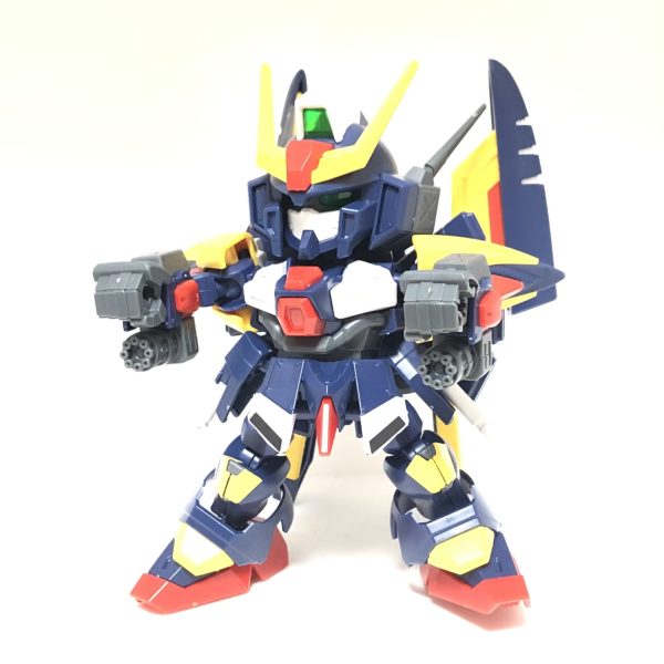 素組みしてみましたガンダムぽくなくて◎。スパロボ系リアルロボットですねこれからどう仕上げますかねー