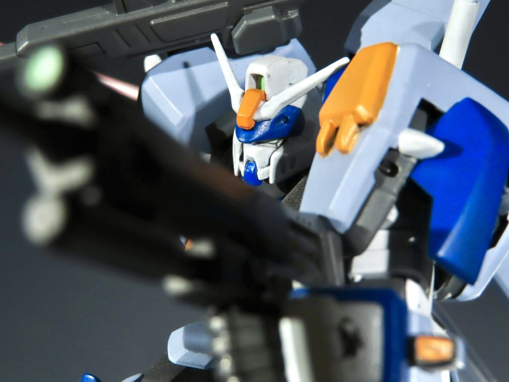 肩が跳ね上がるように調整しました。