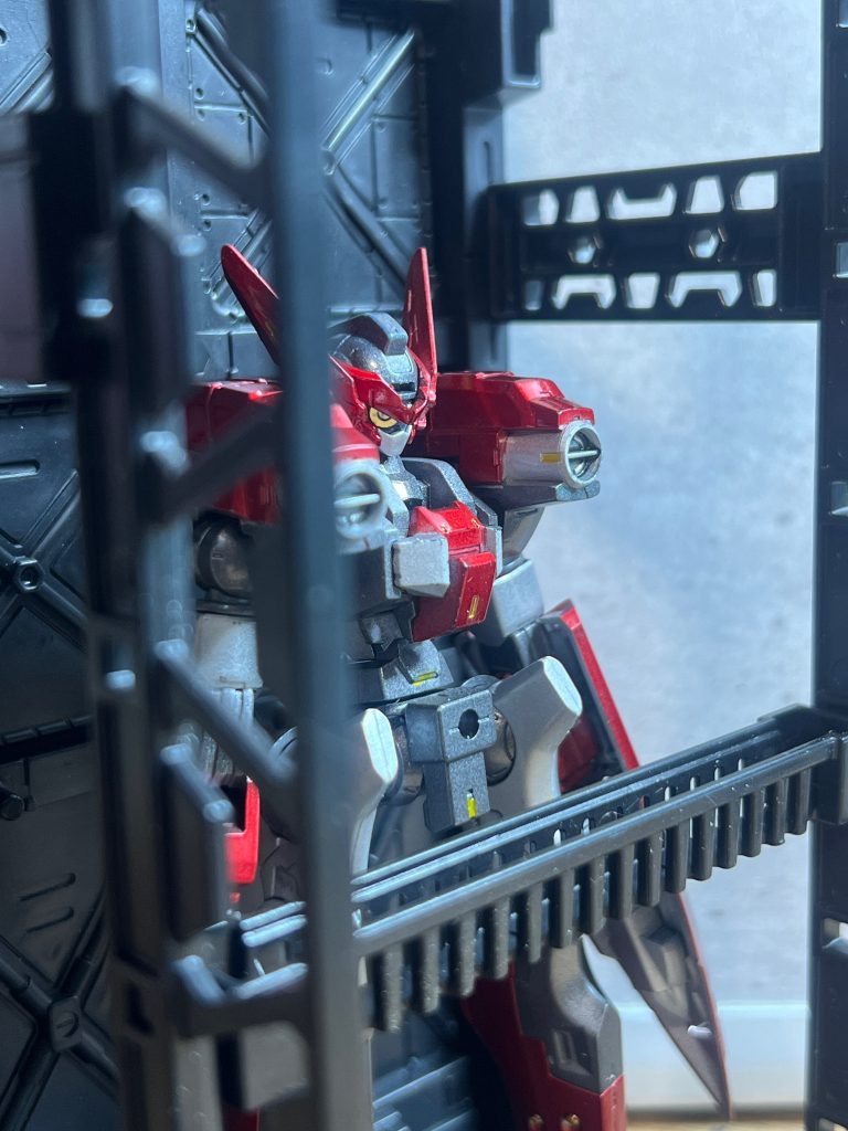 ジャンク品になっていたgレコのマックナイフを改造して新しいロボにしてみました。今まで見てくださってた方はもうわかっているでしょうがノスタリオンはコアロボです。まだこれから合体します。昭和ノスタルジックはこれからが本番です。