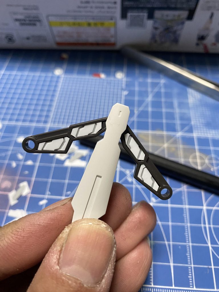 こんな感じで。隙間とか気にしたら負けです笑