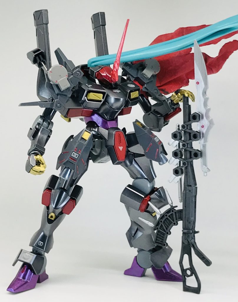 黒のみエアブラシ塗装、他は筆塗りと成形色(エアブラシはとにかく準備と片付けが面倒くさい…)全てメタリック系塗料を使用しとりますモーターヘッドが好きなので、武器はもちろん地面立て…やはりカッコイイ!!😀ゲート処理、パーツ洗浄、下地塗装などはもちろんやってないお手抜き😨(笑)それどころか塗料皿を使うと洗うのが面倒なので、塗料ビンの蓋裏にスポイトで溶剤を少し垂らし…そこから筆に塗料を付けベタ塗りが私の筆塗りスタイル😑