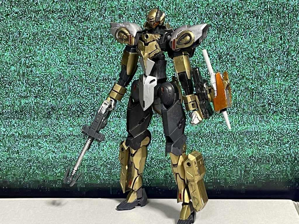 ガンダム・ワスプ相手が強力なガンダムタイプであるなどして通常の状態では任務の遂行が困難な時のみ使用が許可される本機の真の姿。パイロットがキャストオフをコールし、機械音声が復唱すると左腕のスティンガーユニットが回転し上半身の装甲が弾け飛んでこの姿となる。この状態で背部に隠されていたシェルユニットが初めて稼働を始める。GUND機能は機体制御のみに使用されガンビットを持たない。出力が引き上げられ装甲が外れることで驚異的なスピードを発揮する。