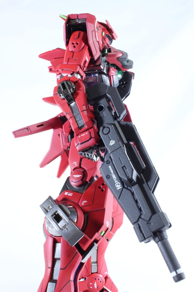 前腕の接続があるので保持は充分