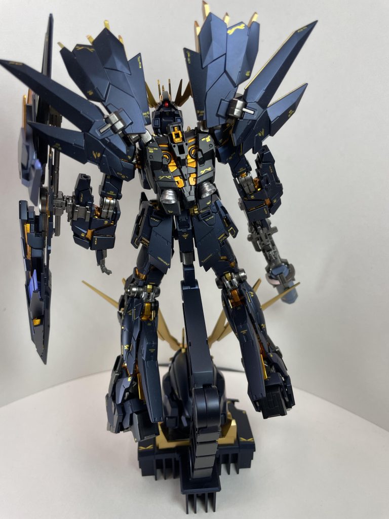 バックバックパックの黒はフィニッシャーズのピュアブラック少し表面処理が甘く半艶感が微妙表面処理大事ですな