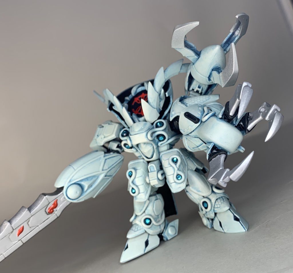 騎士ガンダムの世界観で上位の死霊系モンスターという雰囲気で仕上げました