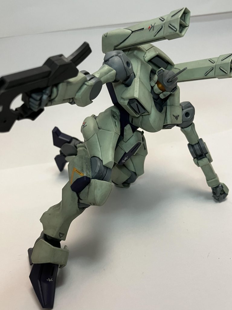 もう少し首が起きると色々捗りそうなんですが、そんなに派手なポージングは難しい…かも