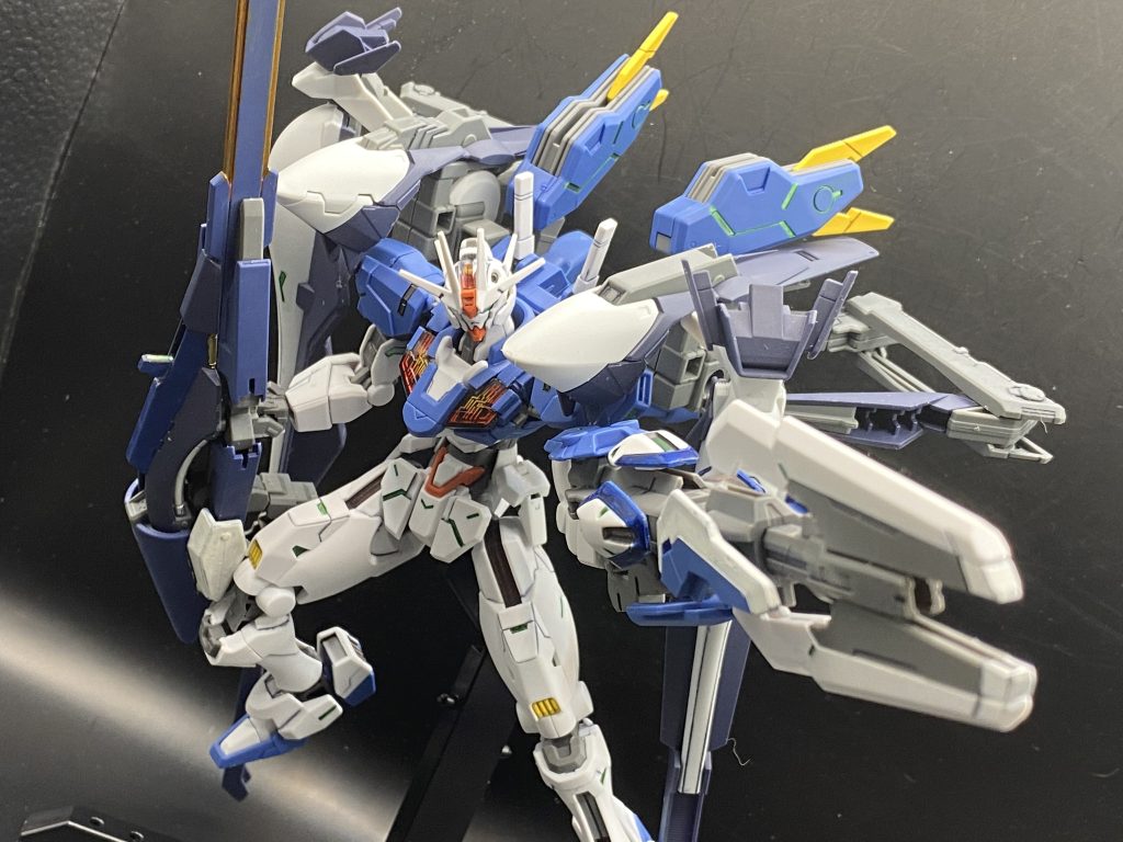 フルドドIIによって出力が上がったことから片手でガンビットライフルを撃てるようになったという設定で片手撃ちのポーズ！ただ重いのでポージングさせるなら支えが必要な感じです。