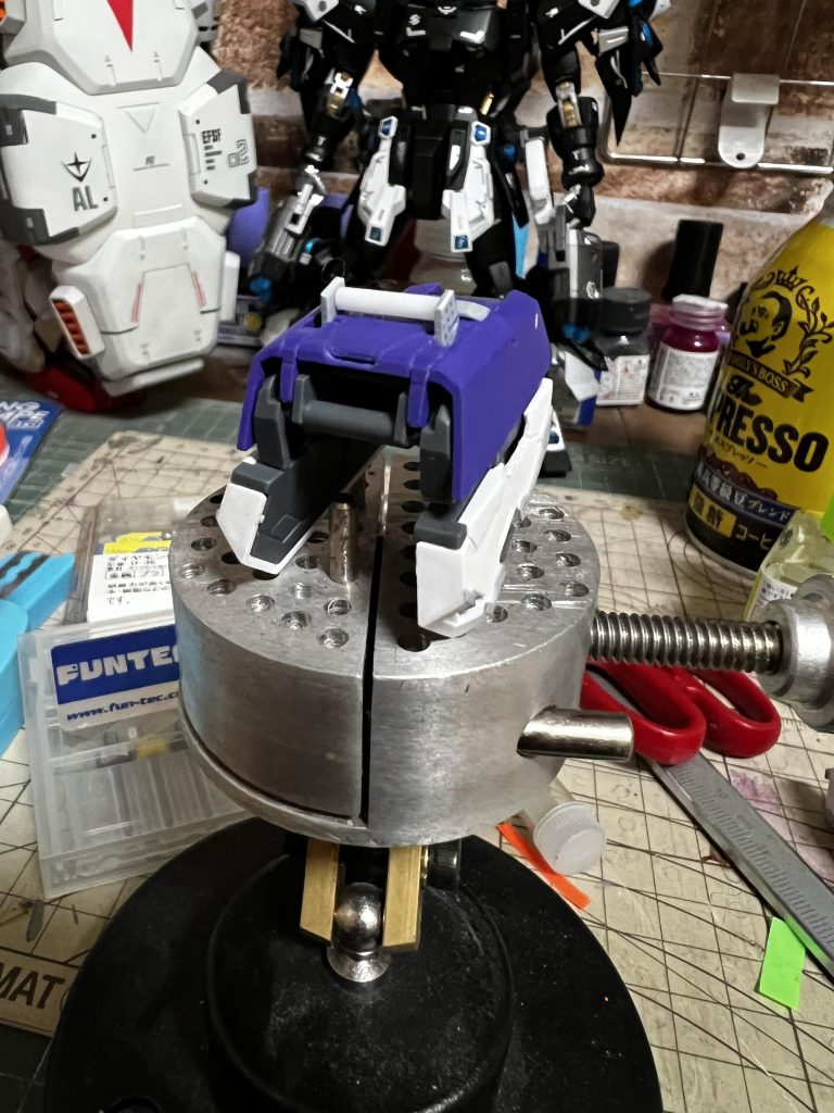 プラ板貼ったりプラ棒使ったりしてます