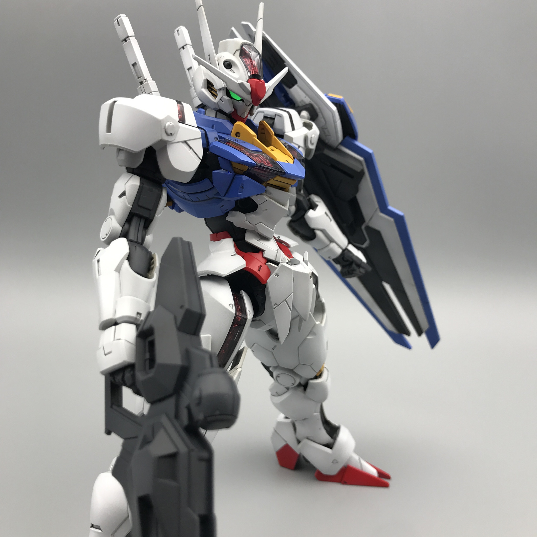 フルメカニクス ガンダムエアリアル 塗装済み完成品 LED電飾