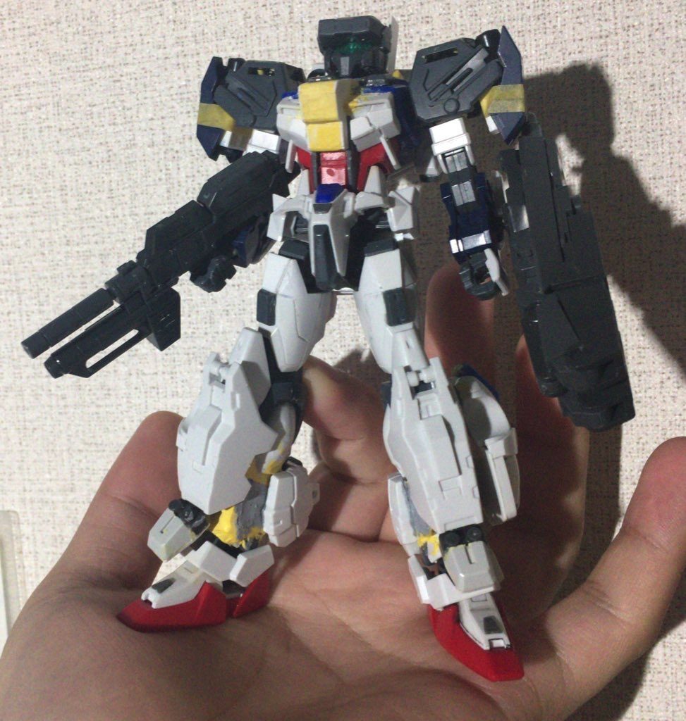 いかに全体を追加装甲で覆うことができるか？とか使えそうなパーツを無理やり使ったりなど現地改修してるような無理やり感があって作ってて楽しかったです(≧∇≦)